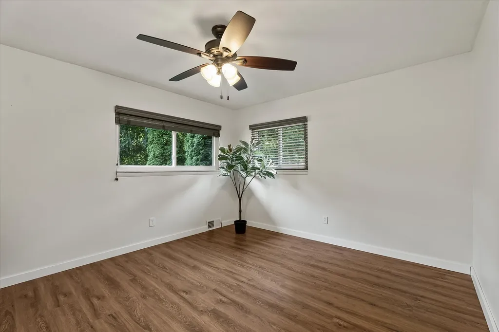 349 Nesbit Lane Rochester Hills City MI 48309