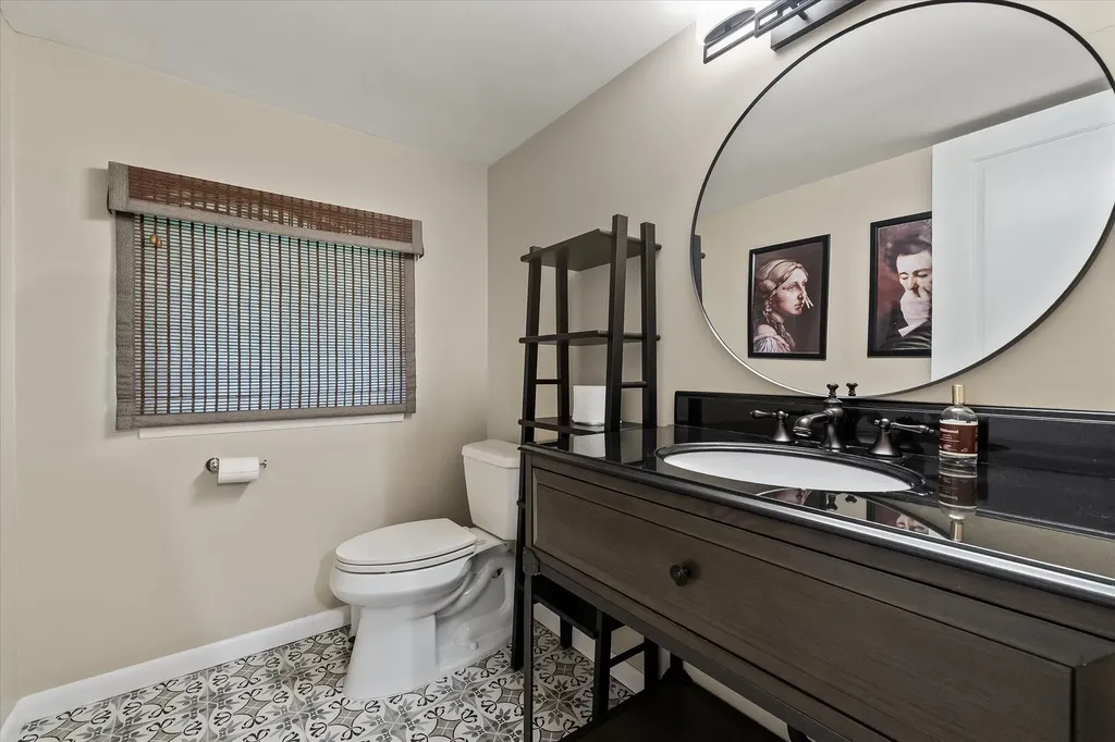 349 Nesbit Lane Rochester Hills City MI 48309