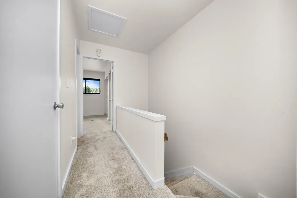 690 Peninsula Court Ann Arbor City MI 48105