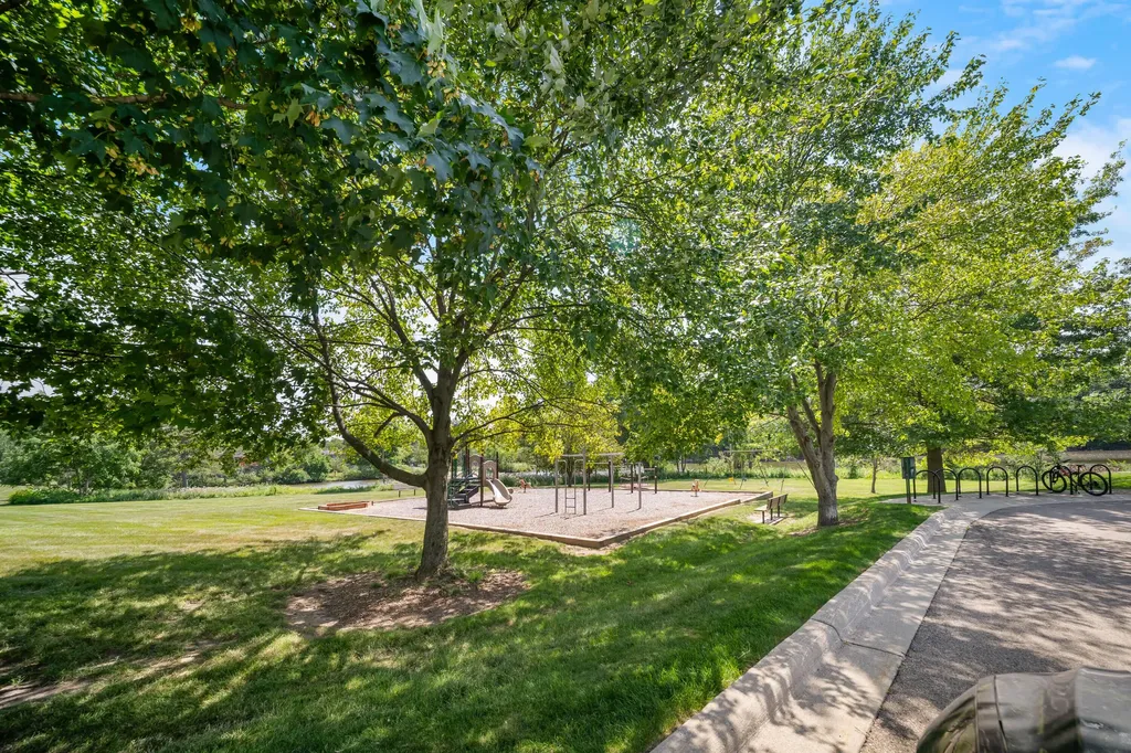 690 Peninsula Court Ann Arbor City MI 48105