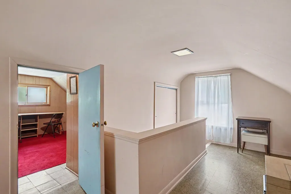 170 Eastman Street Mt. Clemens City MI 48043