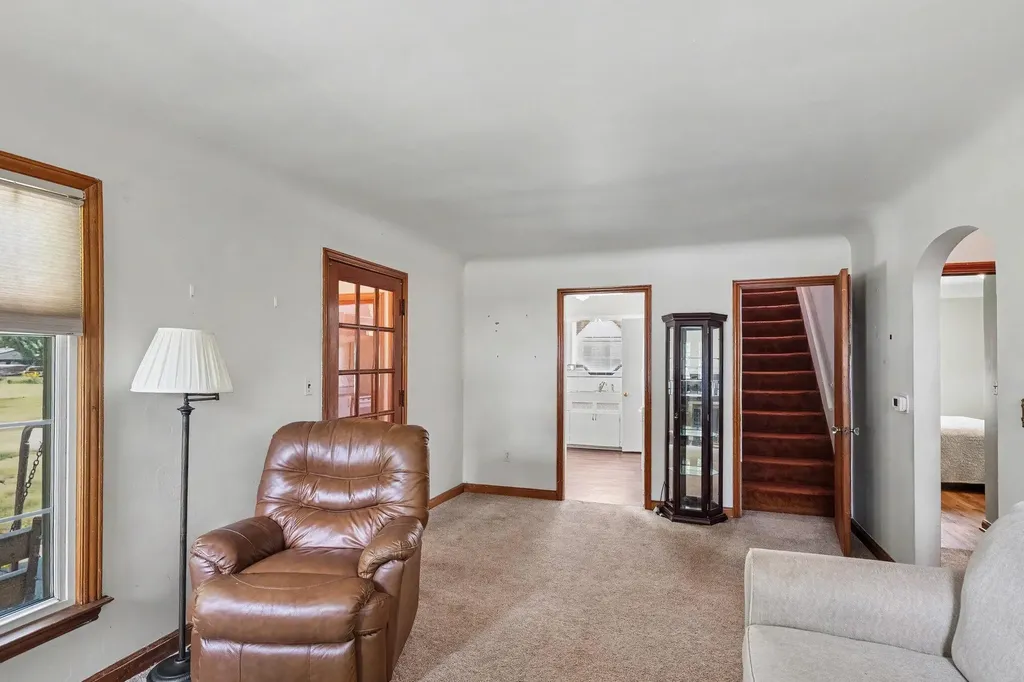 170 Eastman Street Mt. Clemens City MI 48043