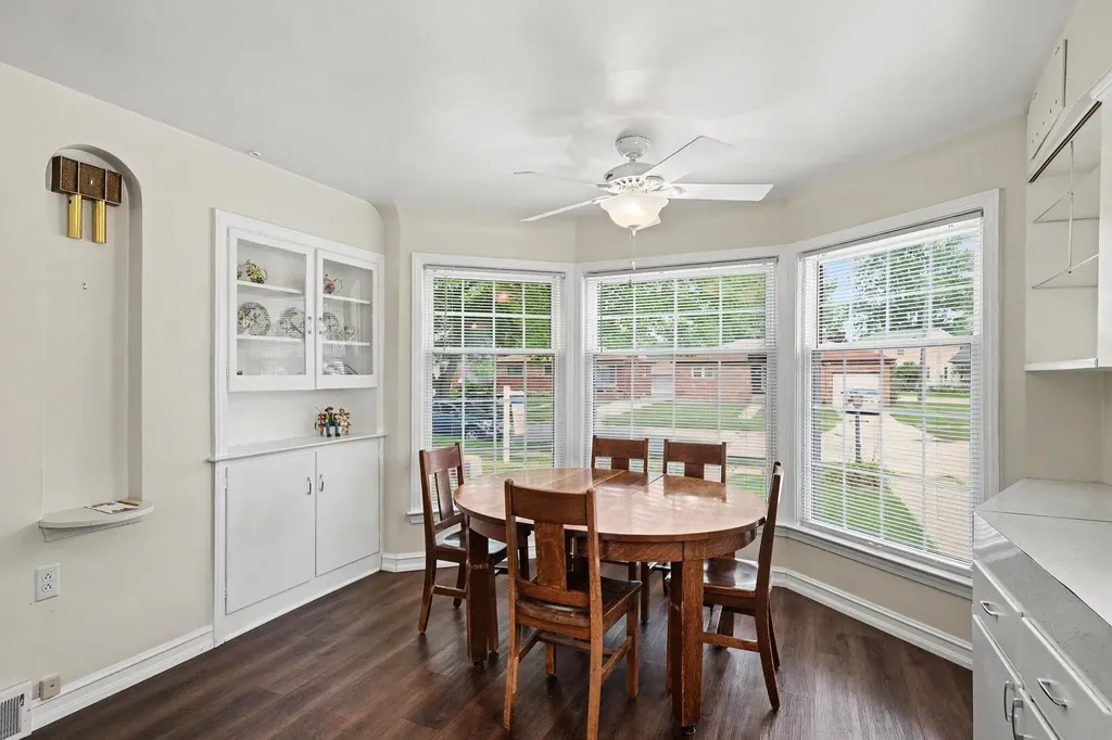 170 Eastman Street Mt. Clemens City MI 48043