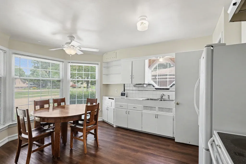 170 Eastman Street Mt. Clemens City MI 48043