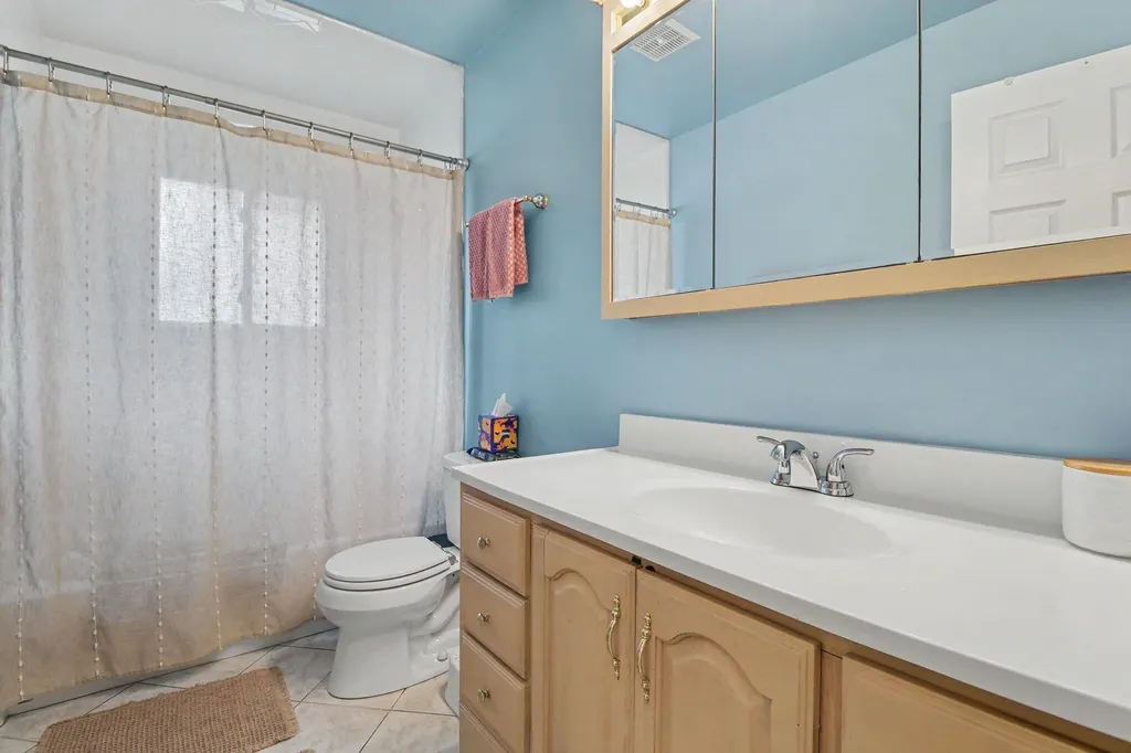 29217 Greater Mack Avenue St. Clair Shores City MI 48081
