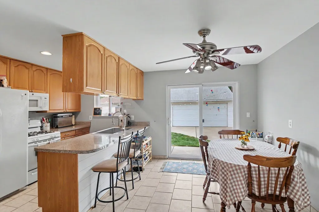 29217 Greater Mack Avenue St. Clair Shores City MI 48081