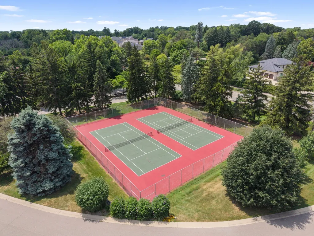 2217 Rhine Road Bloomfield Charter Township MI 48323