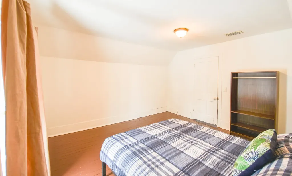 203 S Main Street Montgomery Village MI 49255