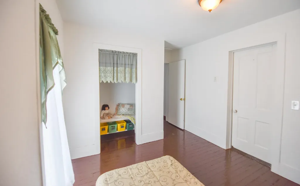 203 S Main Street Montgomery Village MI 49255