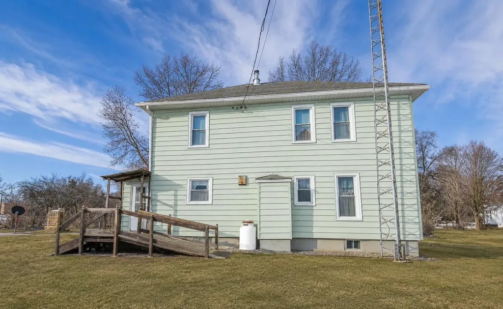 141 S Snow Prairie Road Bethel Township MI 49036