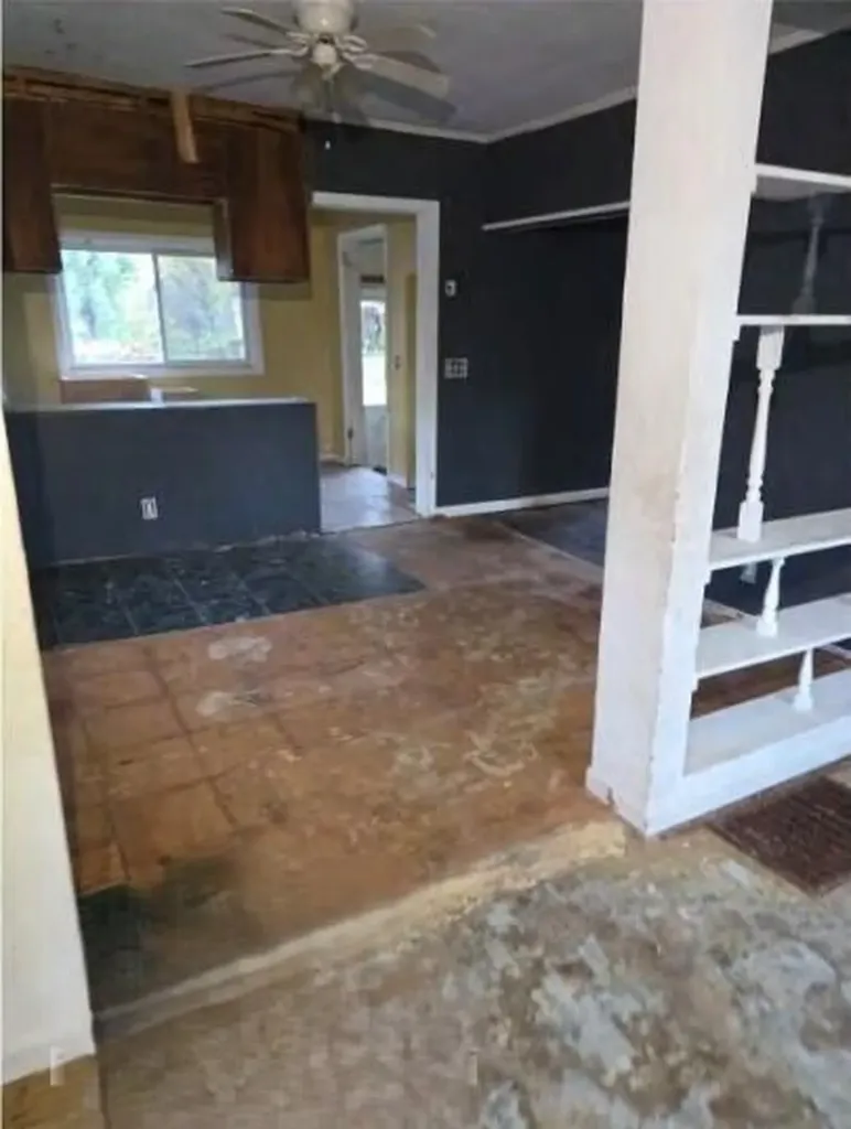 216 W Pine Street Bloomingdale Village MI 49026