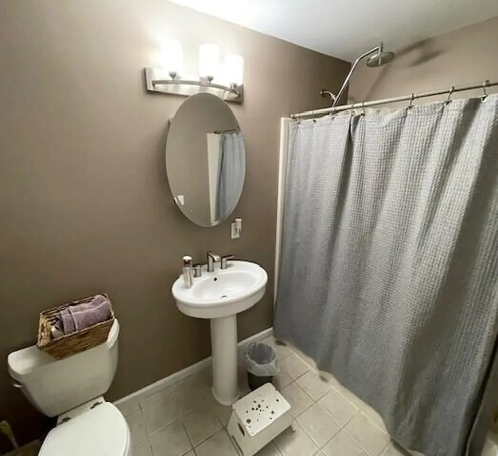232 Lyn Brook Drive Girard Township MI 49036
