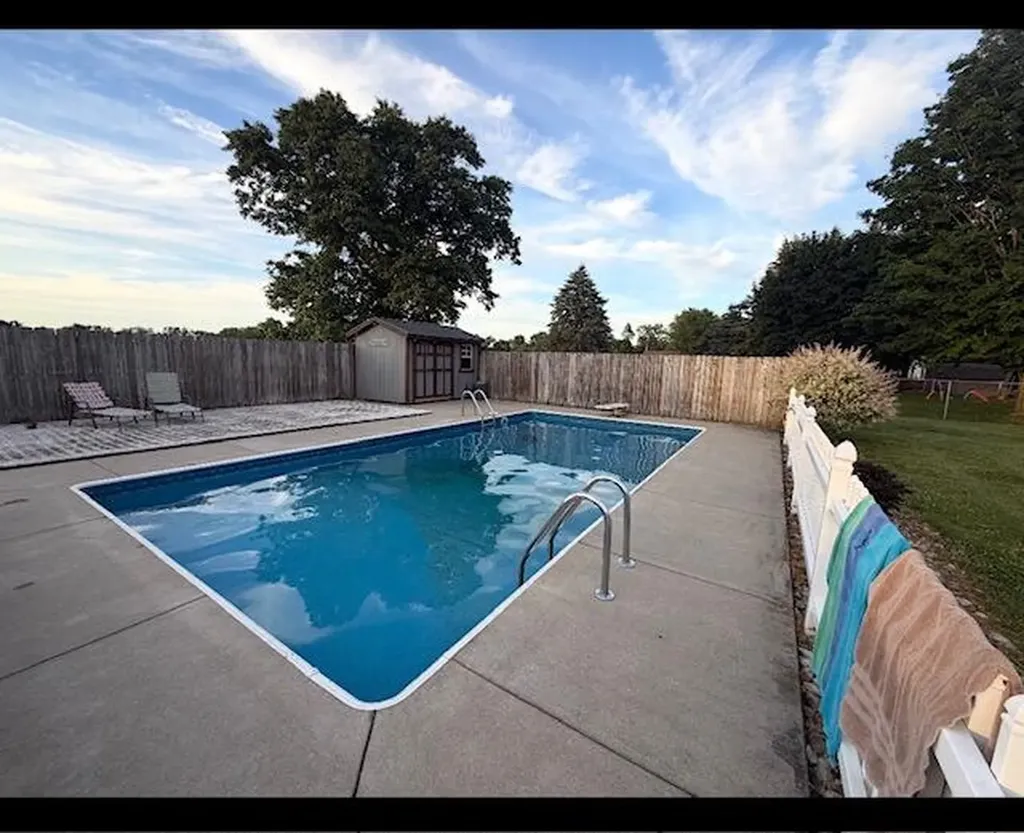 232 Lyn Brook Drive Girard Township MI 49036