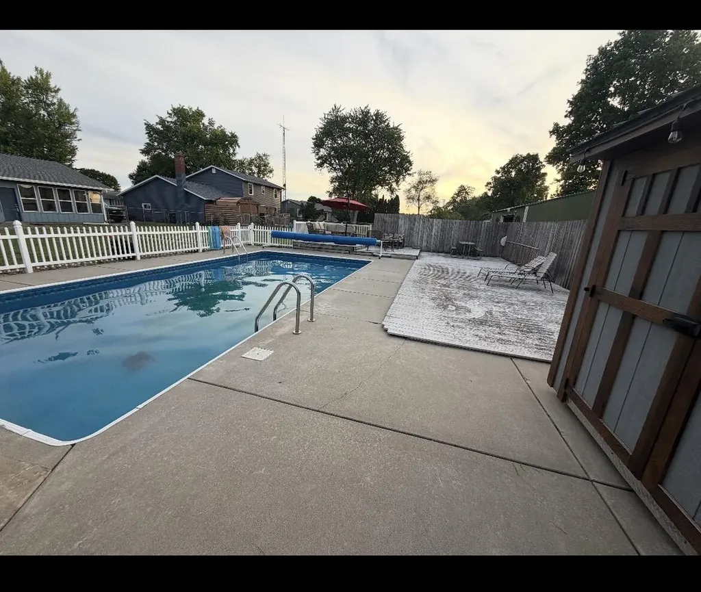 232 Lyn Brook Drive Girard Township MI 49036