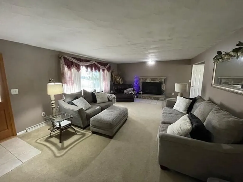 232 Lyn Brook Drive Girard Township MI 49036