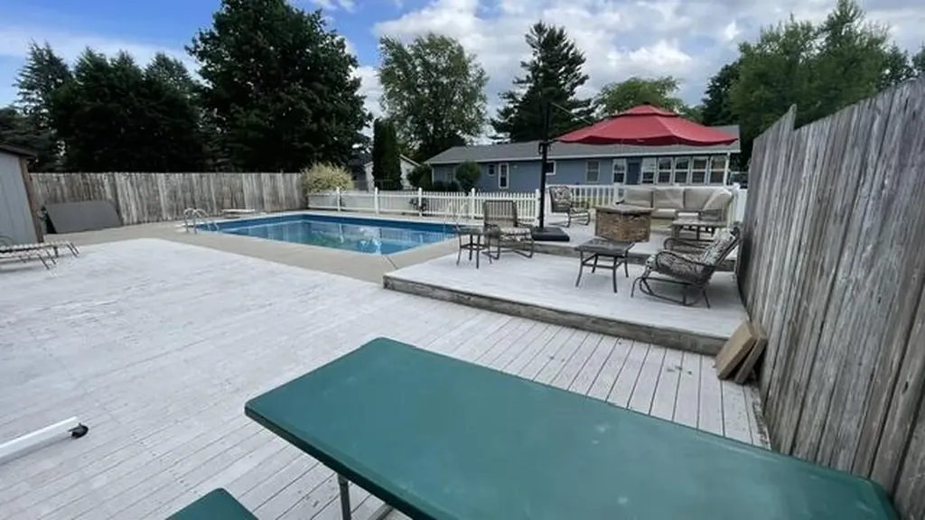 232 Lyn Brook Drive Girard Township MI 49036
