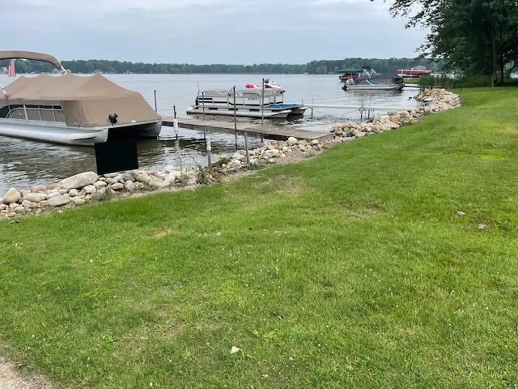 232 Lyn Brook Drive Girard Township MI 49036
