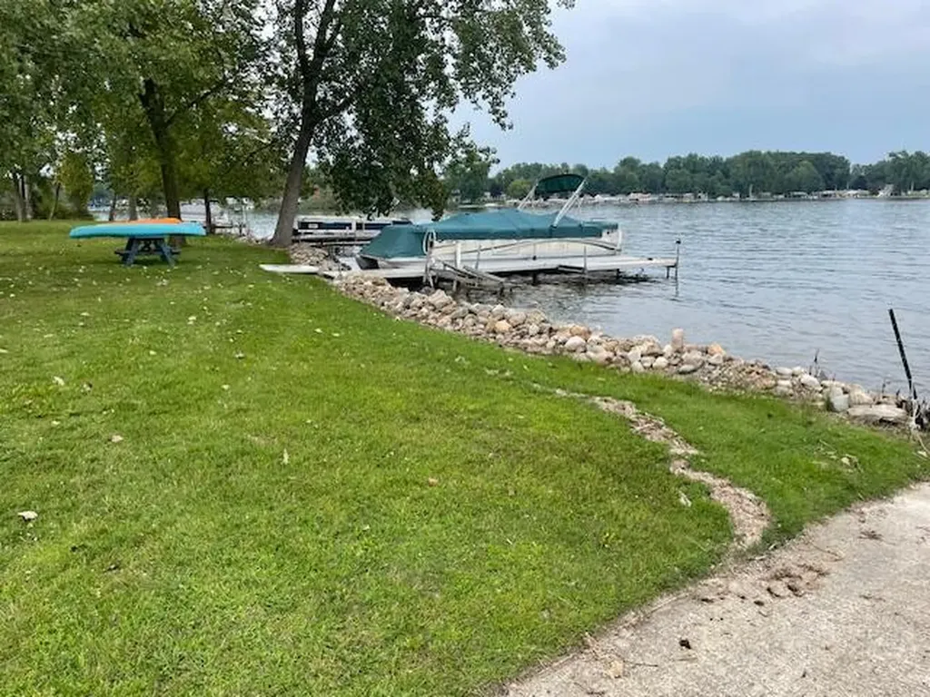 232 Lyn Brook Drive Girard Township MI 49036