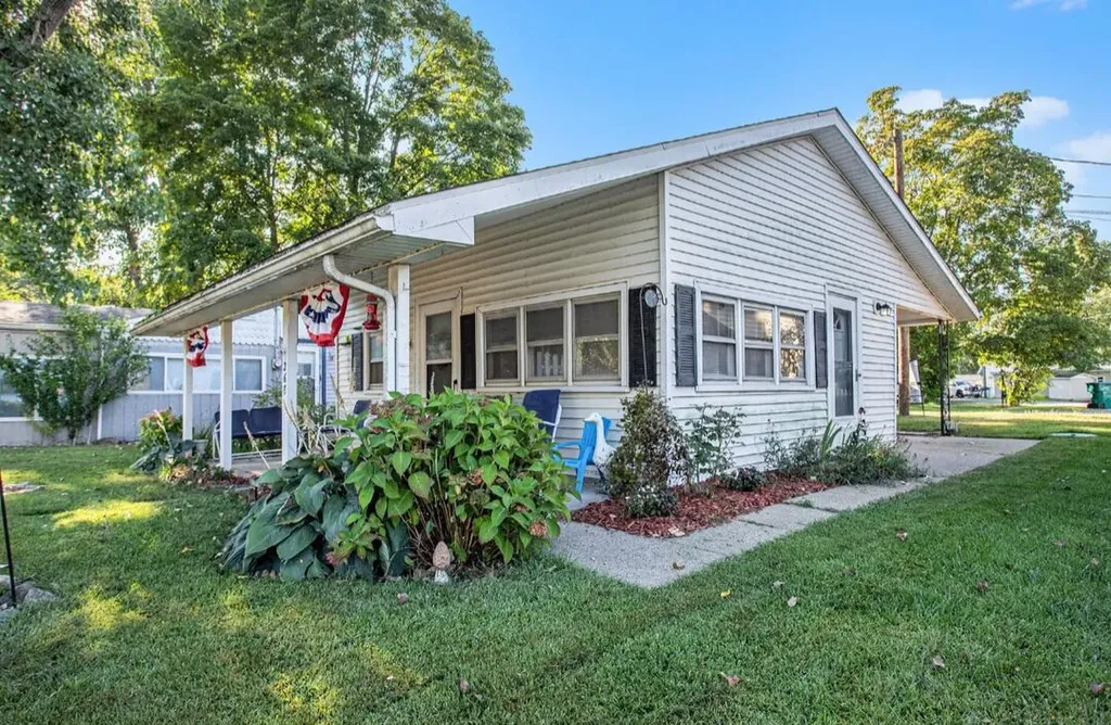 268 Paradise Island Drive Coldwater City MI 49036