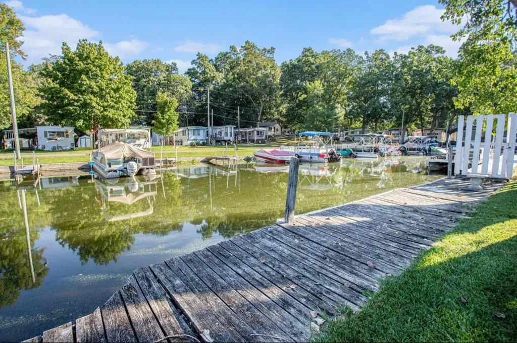 268 Paradise Island Drive Coldwater City MI 49036