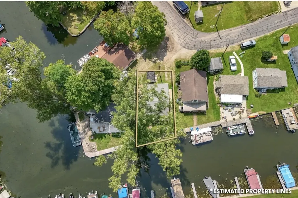 268 Paradise Island Drive Coldwater City MI 49036