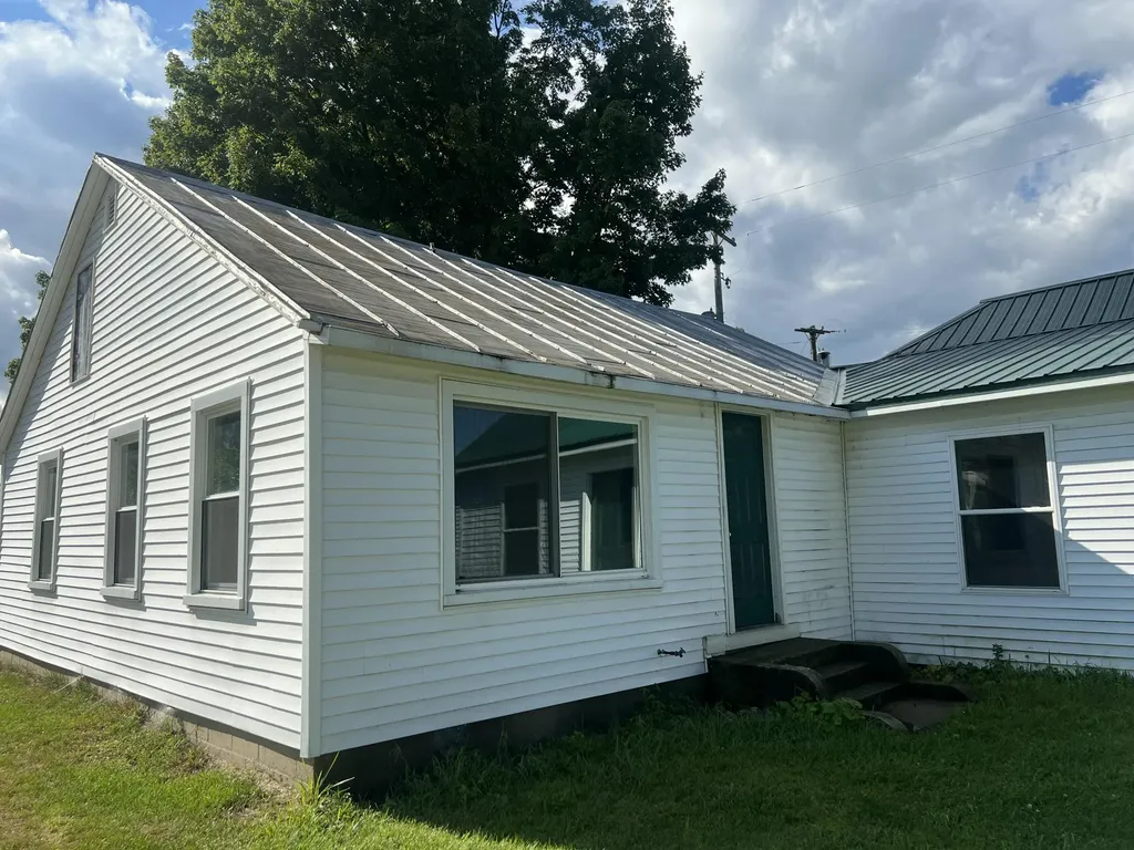 4048 Bankers Road Cambria Township MI 49242