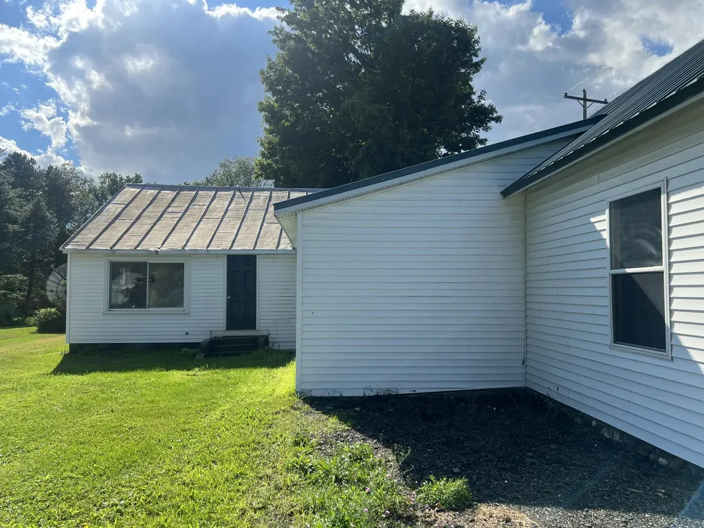 4048 Bankers Road Cambria Township MI 49242