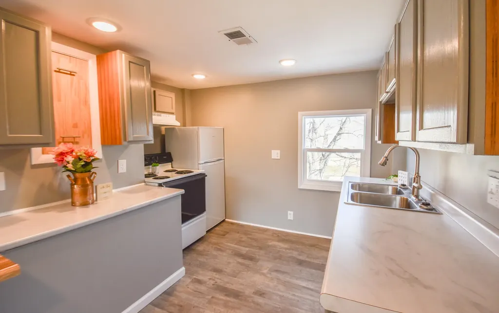 127 W High Street Union Township MI 49094
