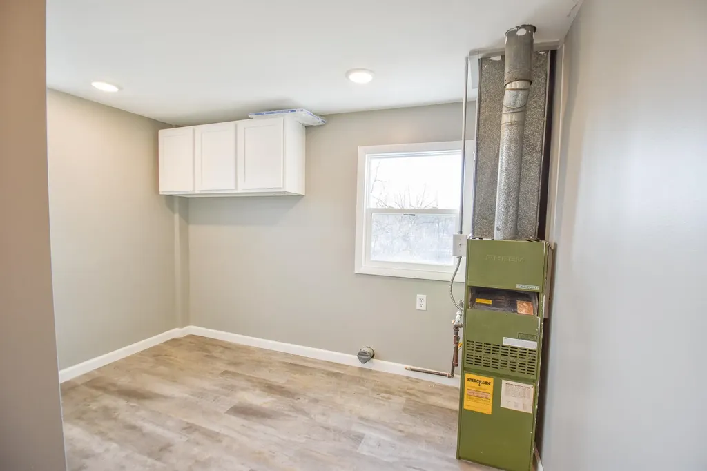 127 W High Street Union Township MI 49094