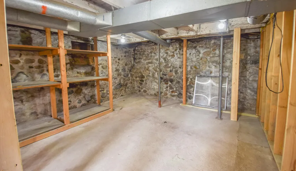 127 W High Street Union Township MI 49094