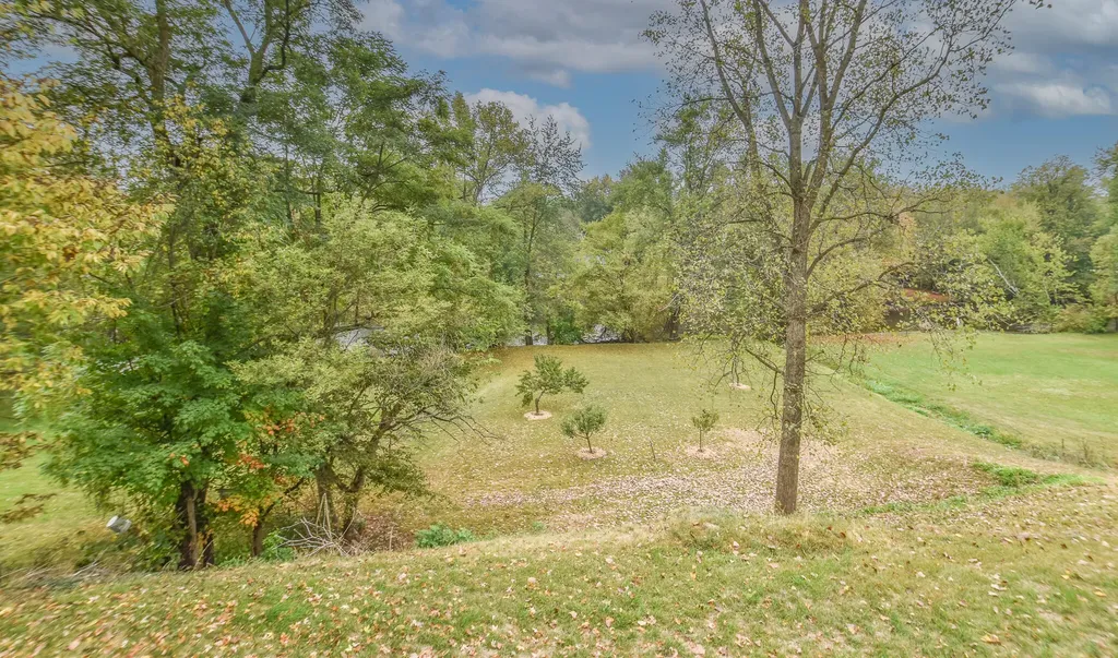 127 W High Street Union Township MI 49094
