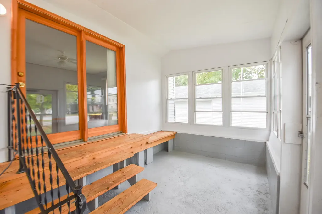 127 W High Street Union Township MI 49094