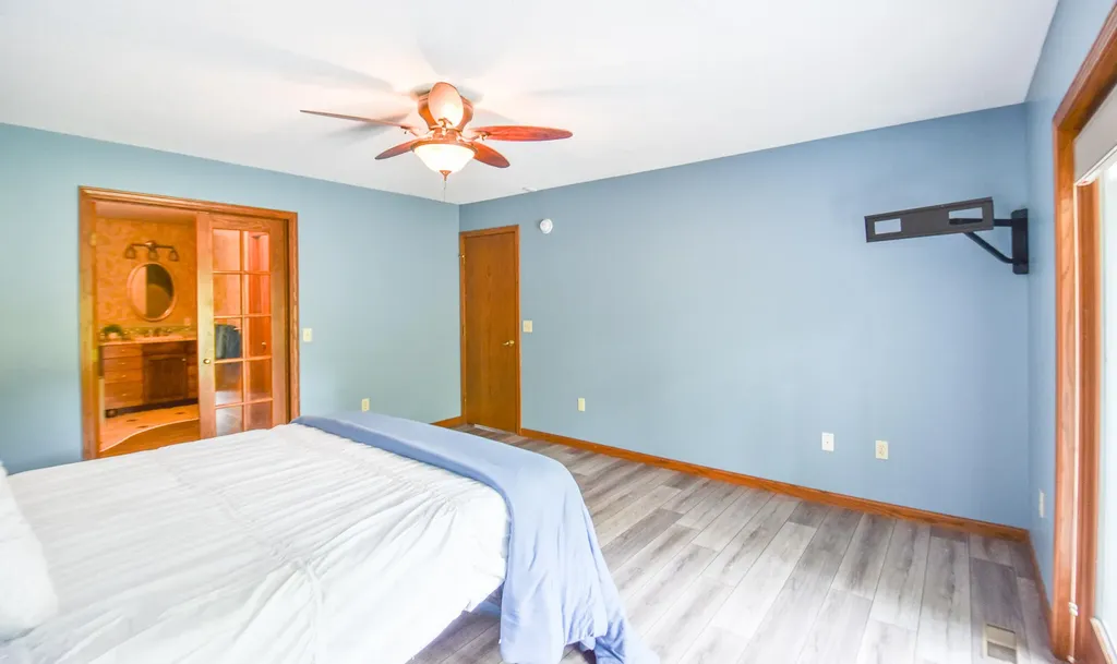 586 Schaeffer Drive Coldwater City MI 49036