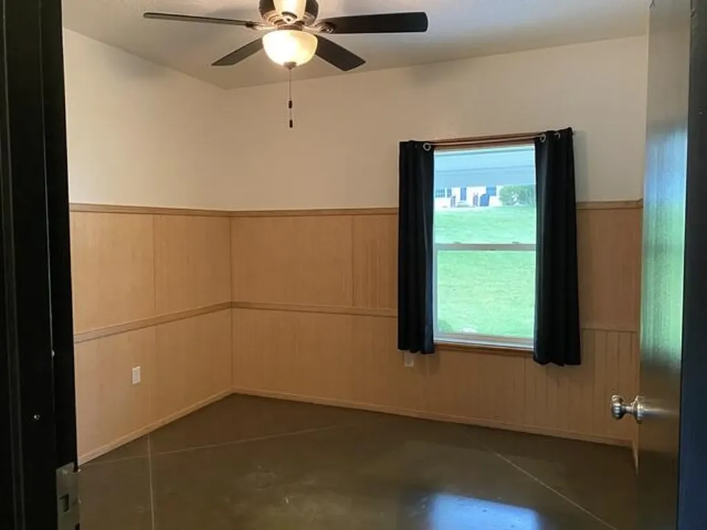 30 E Montgomery Street Hillsdale City MI 49242