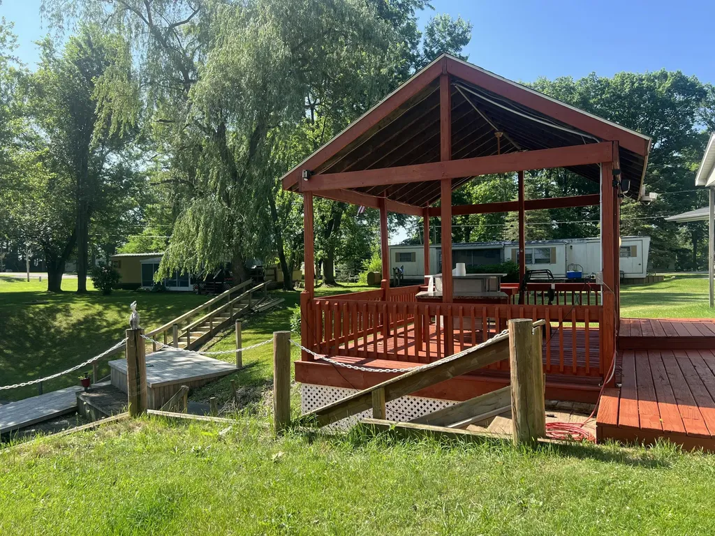 6915 Rowley Drive Jefferson Township MI 49266