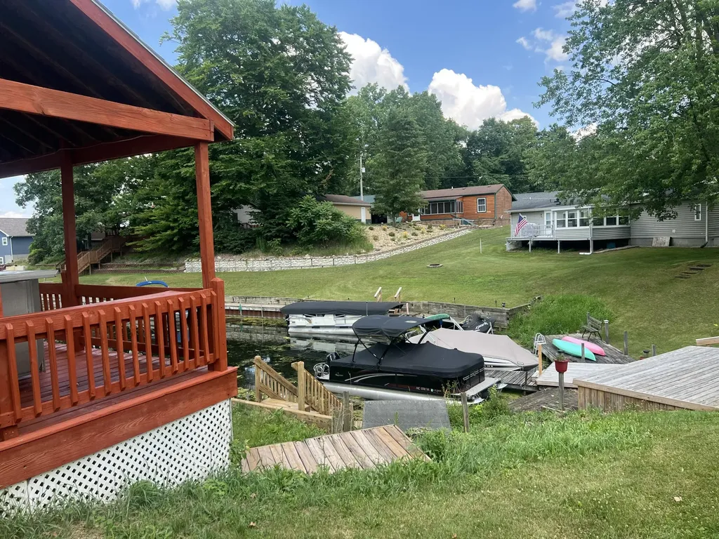 6915 Rowley Drive Jefferson Township MI 49266
