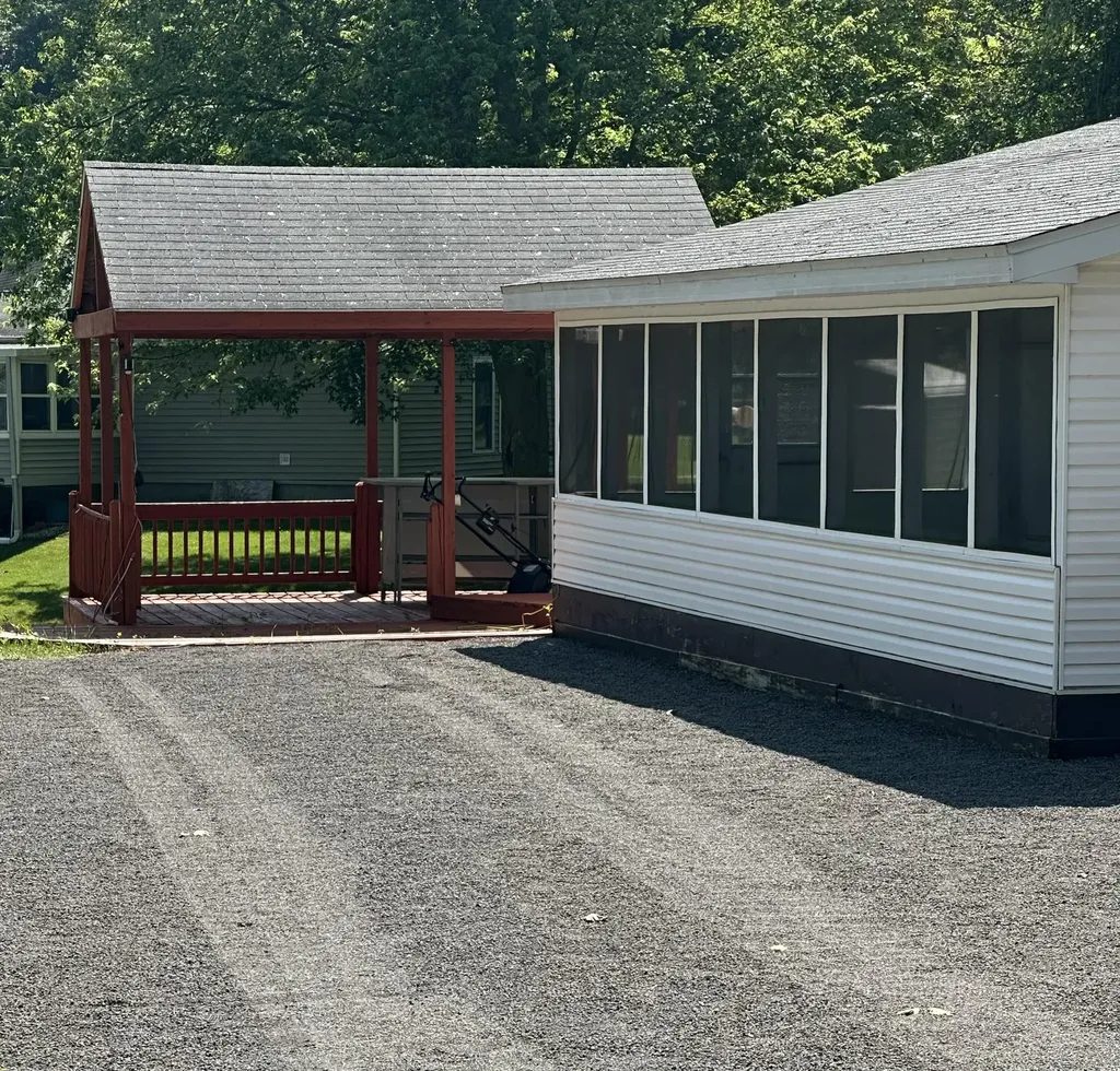 6915 Rowley Drive Jefferson Township MI 49266