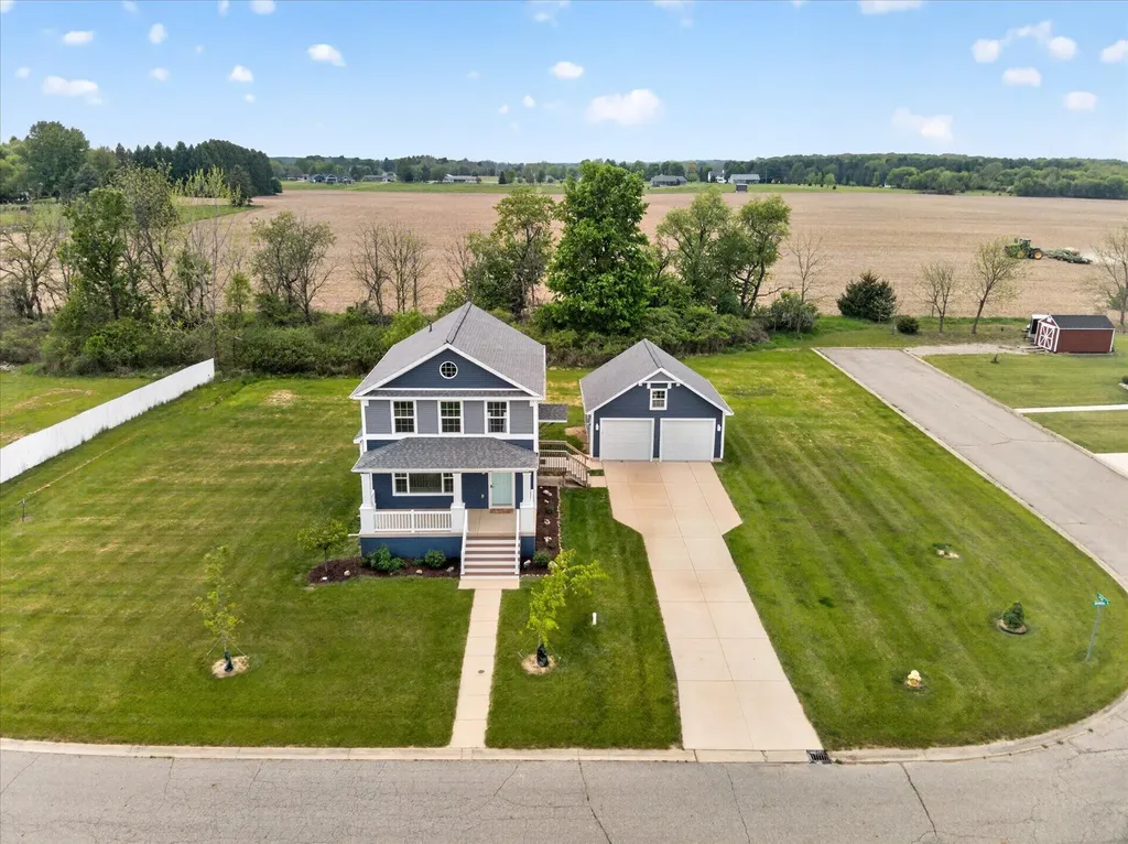 447 Oakwood Drive Charlotte City MI 48813