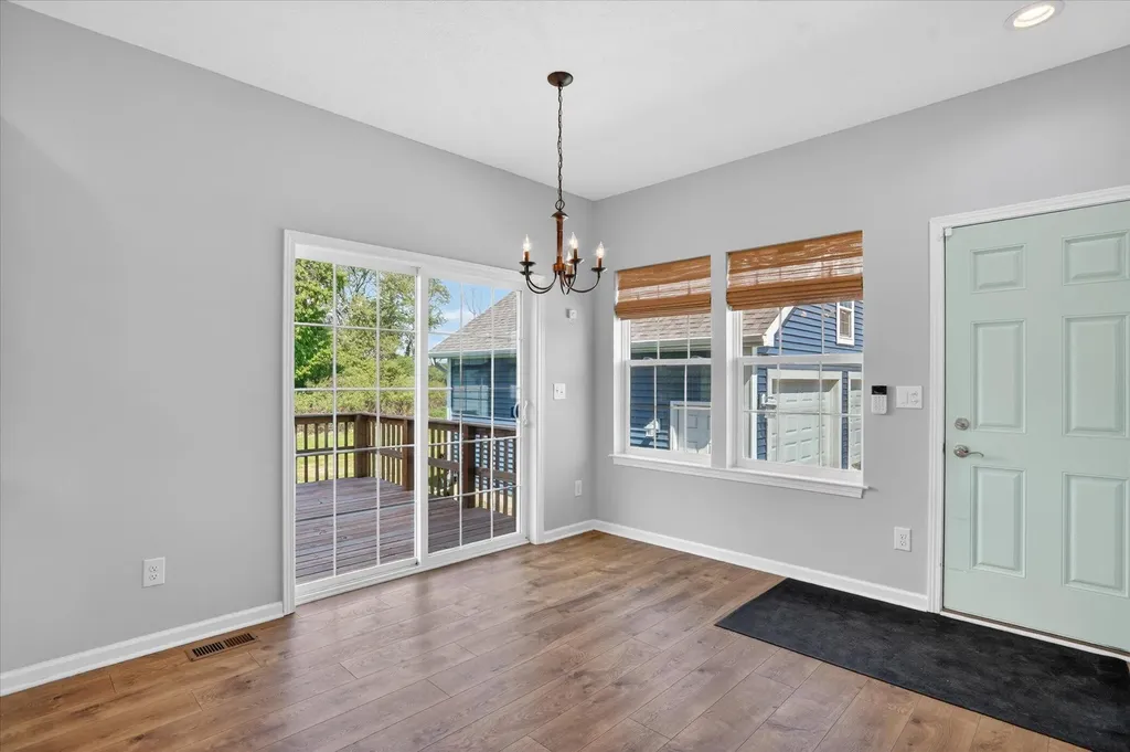 447 Oakwood Drive Charlotte City MI 48813