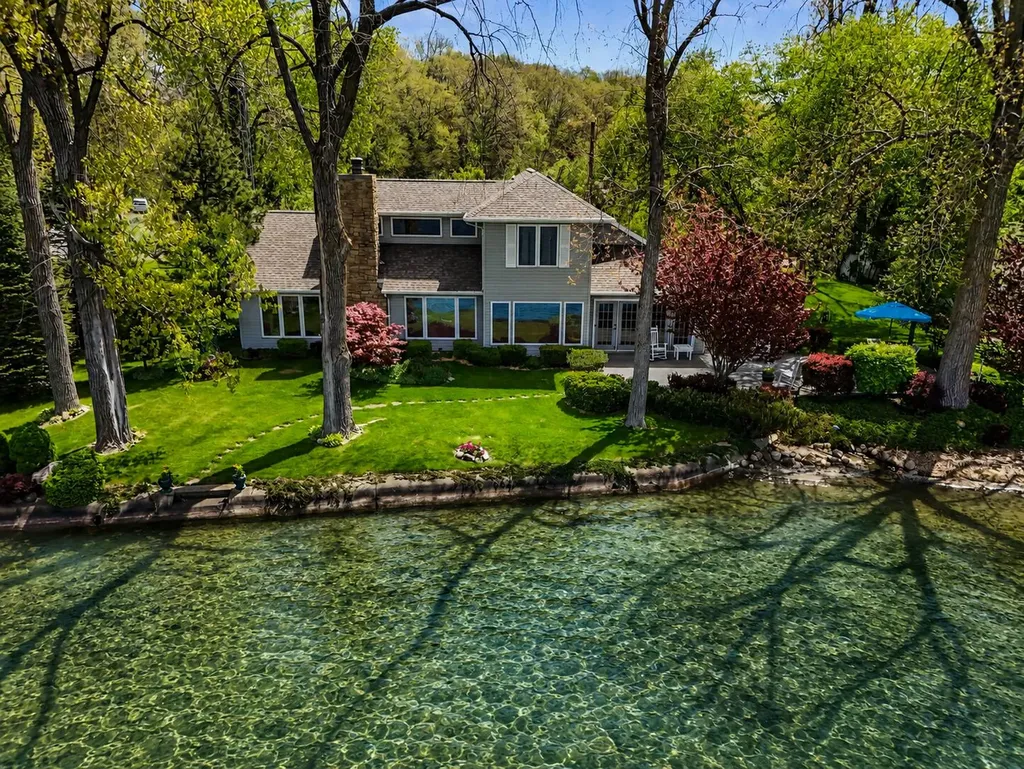 930 Nature Lane Kinderhook Township MI 49255