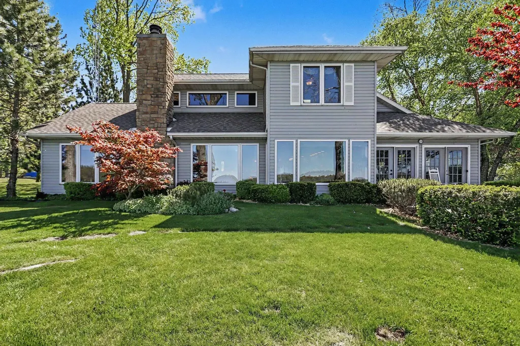930 Nature Lane Kinderhook Township MI 49255