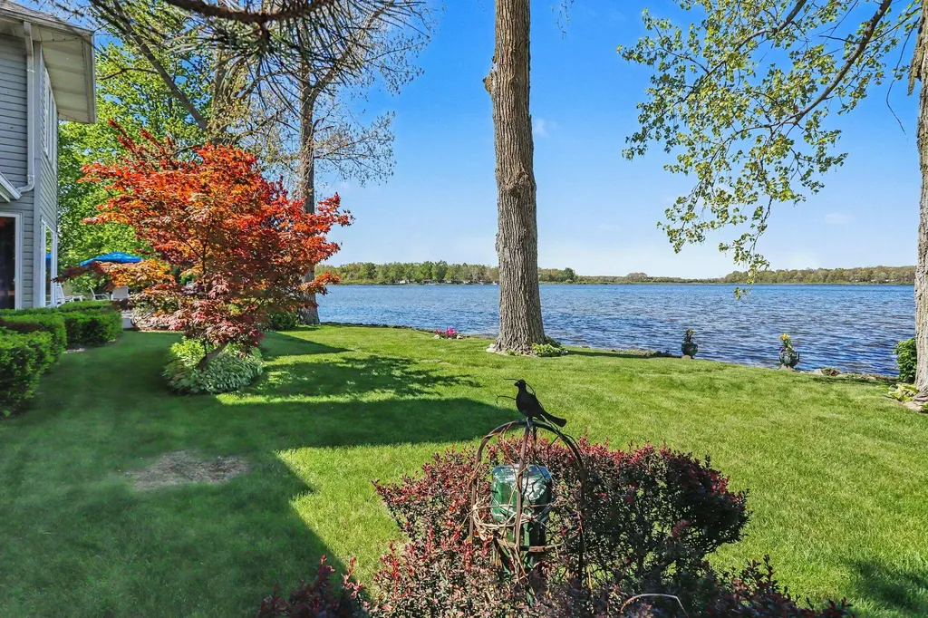 930 Nature Lane Kinderhook Township MI 49255