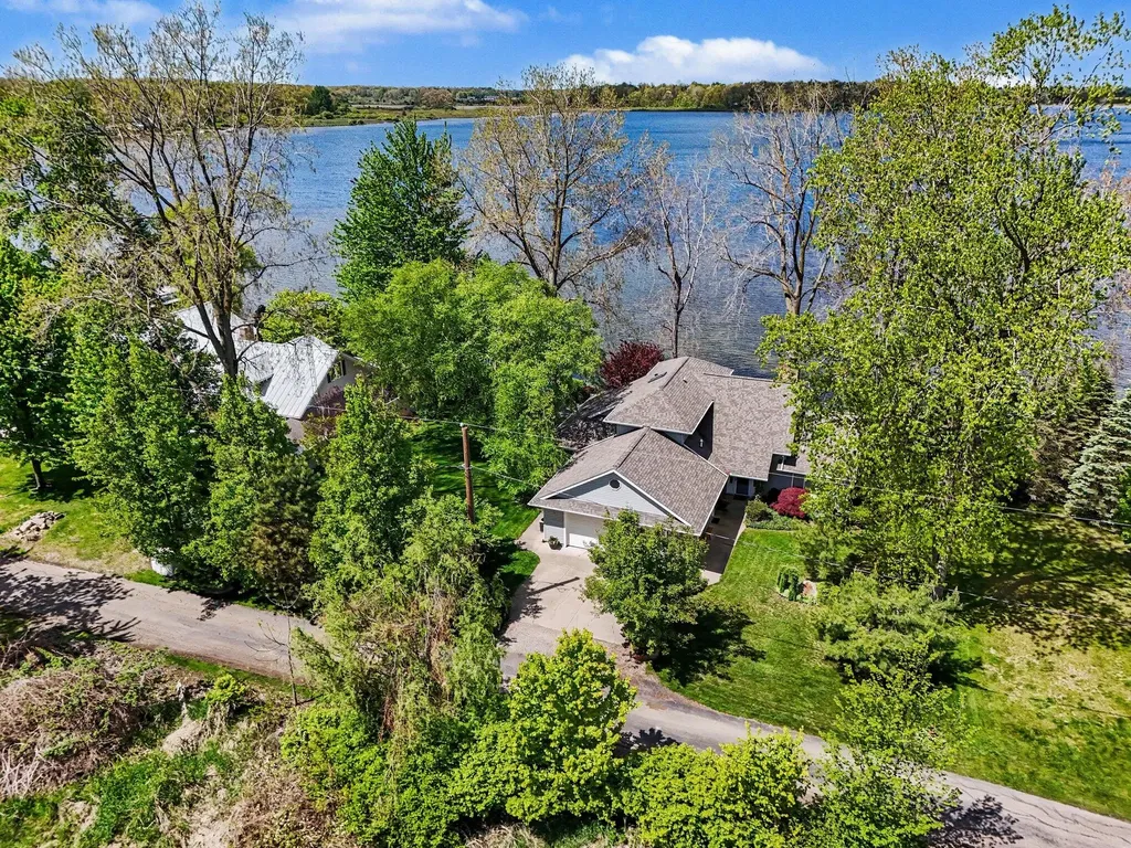 930 Nature Lane Kinderhook Township MI 49255