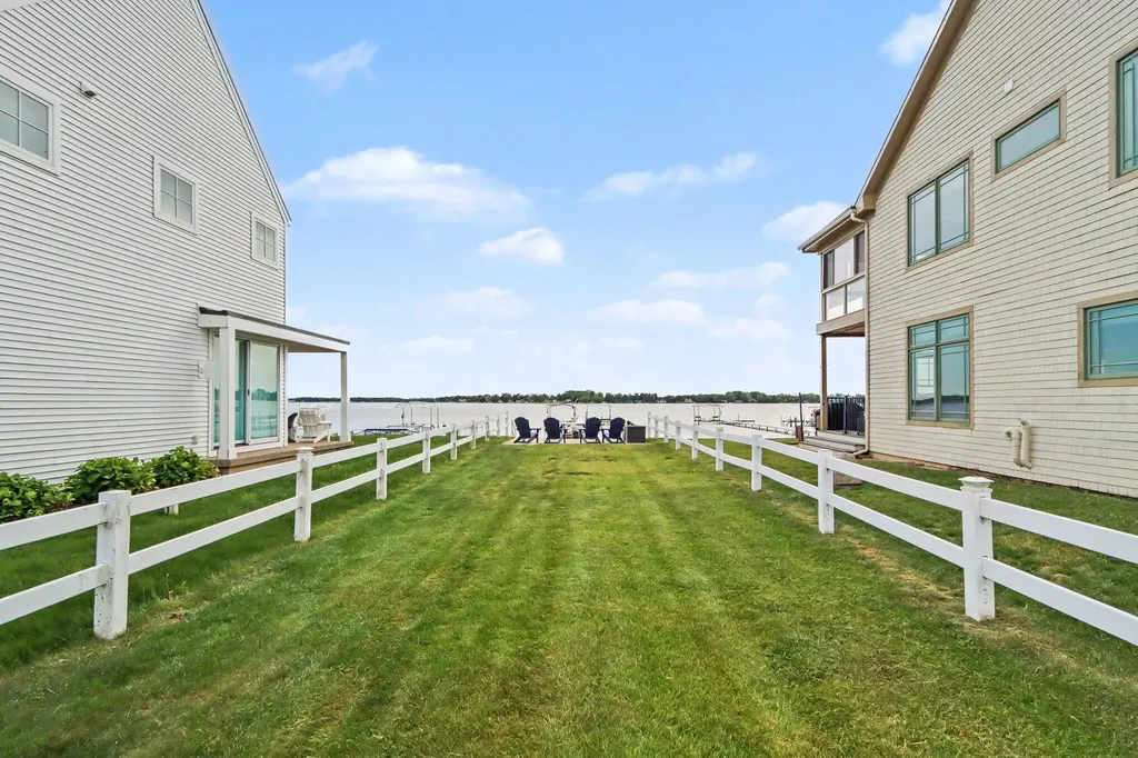 545 Lake Drive Ovid Township MI 49036