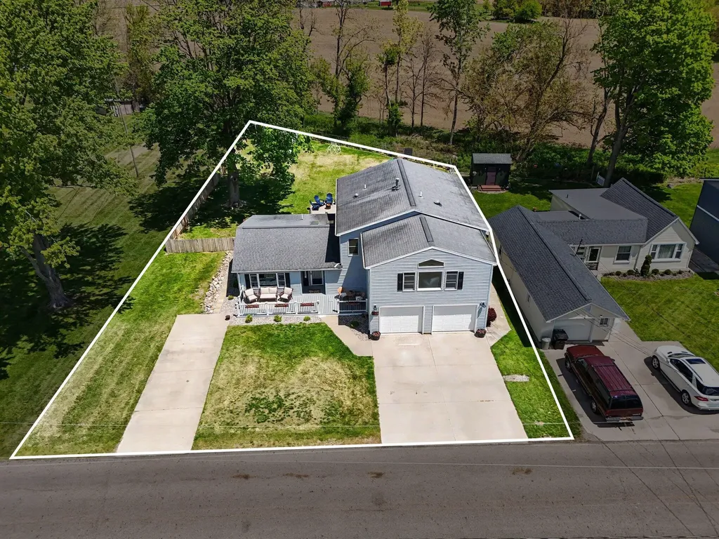 545 Lake Drive Ovid Township MI 49036