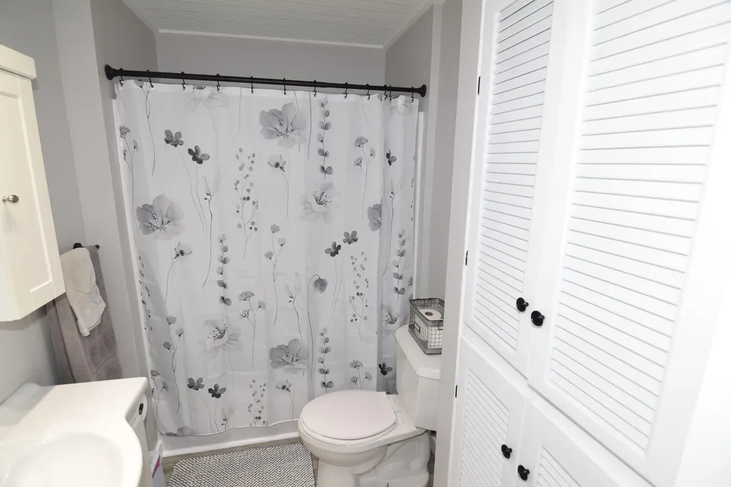912 West Shore Road Matteson Township MI 49028