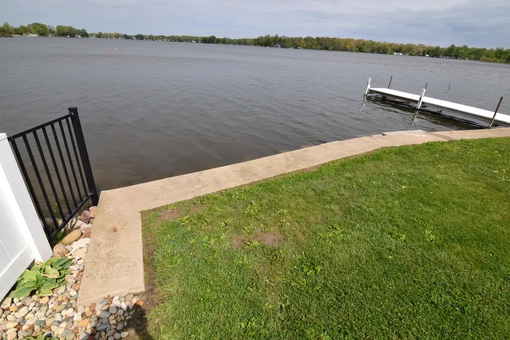 912 West Shore Road Matteson Township MI 49028