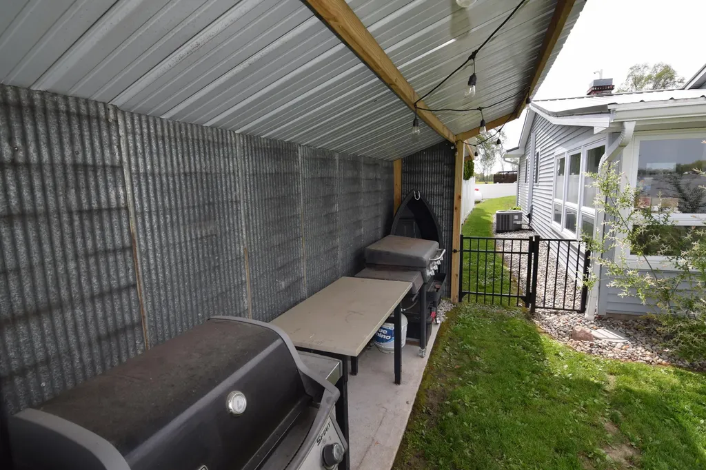 912 West Shore Road Matteson Township MI 49028