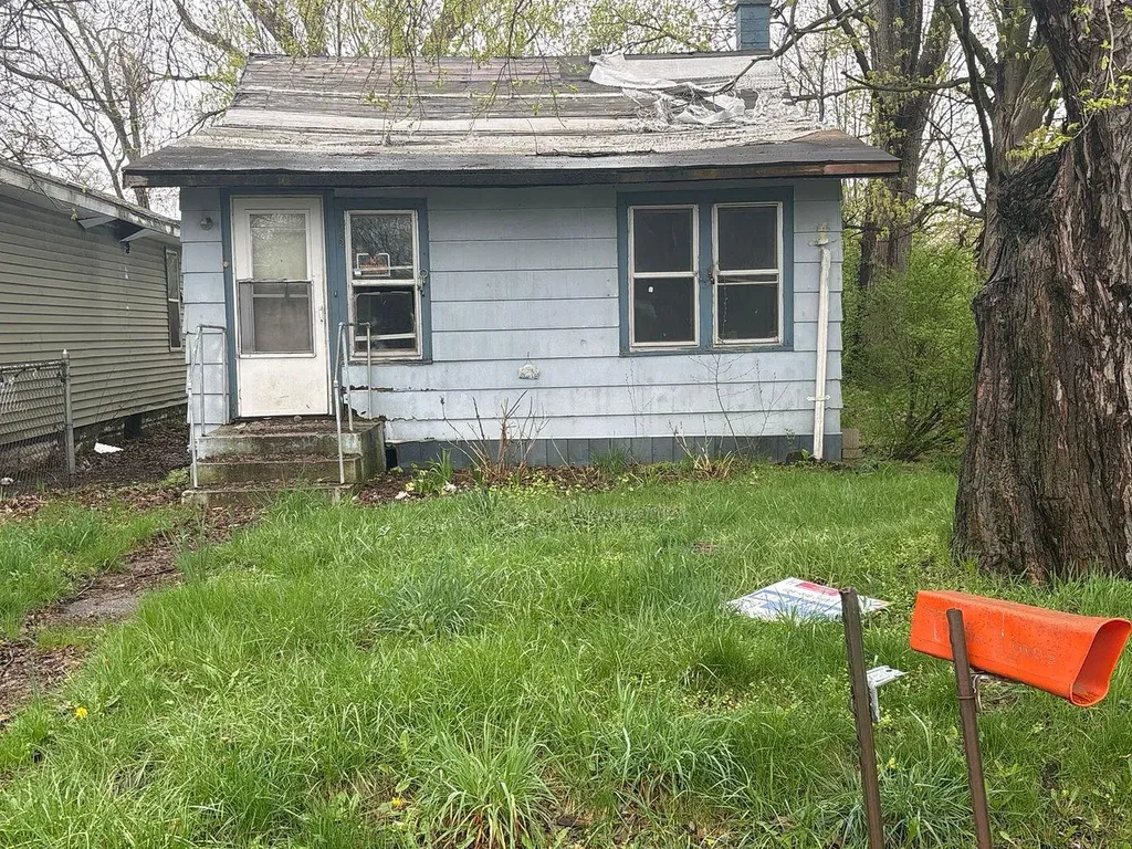 282 Chestnut Street Benton Charter Township MI 49022