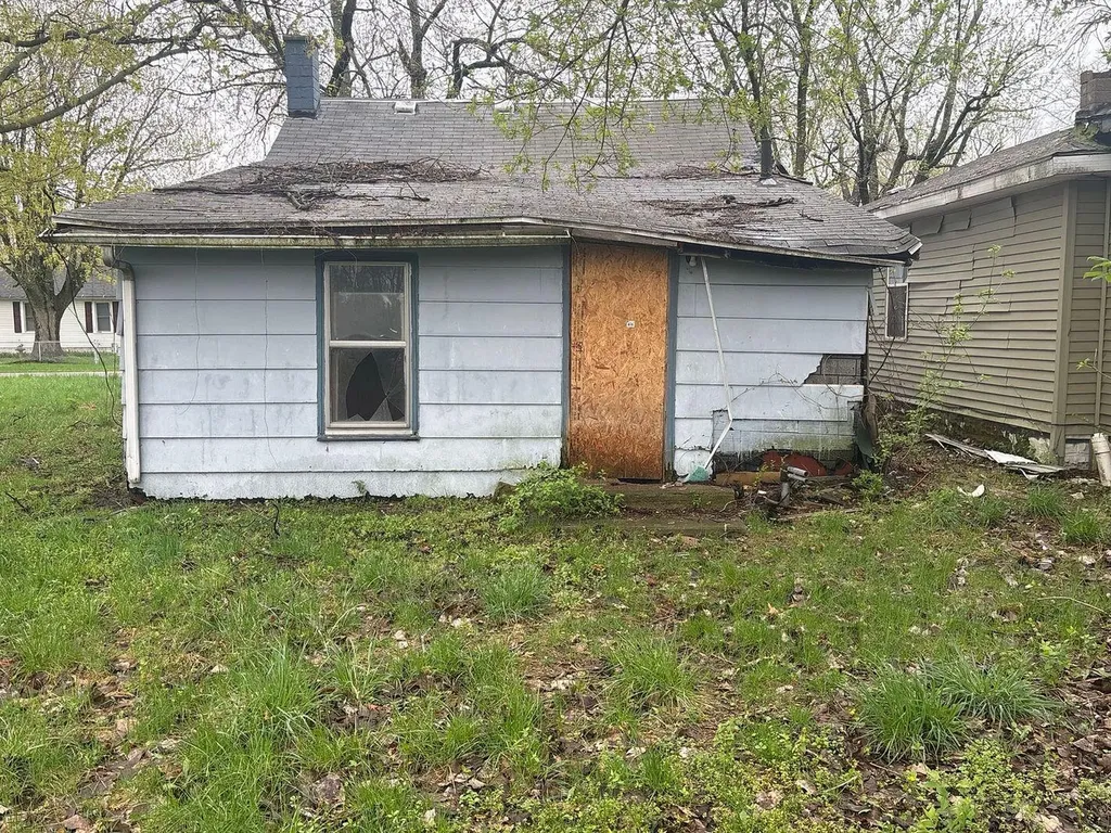 282 Chestnut Street Benton Charter Township MI 49022